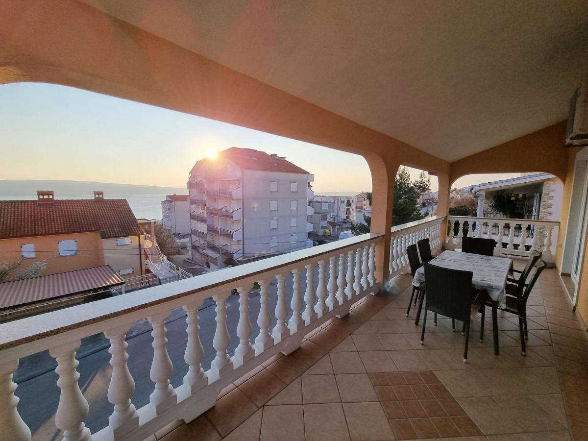 Apartments Vukic Crikvenica Exteriör bild