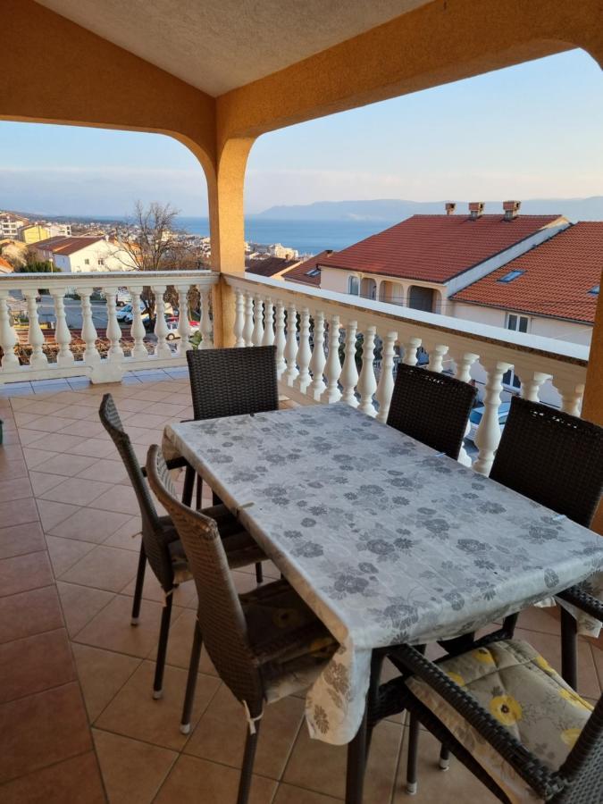Apartments Vukic Crikvenica Exteriör bild