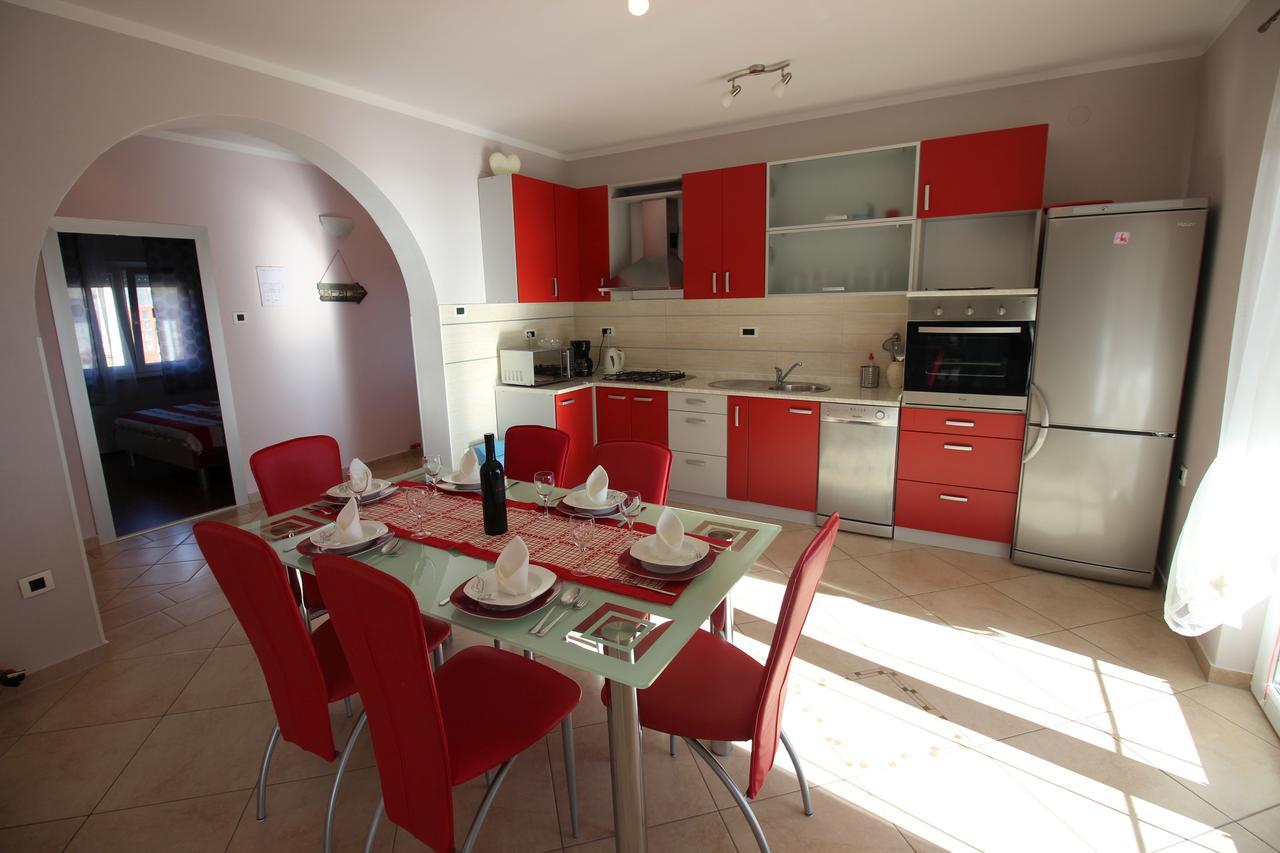 Apartments Vukic Crikvenica Rum bild