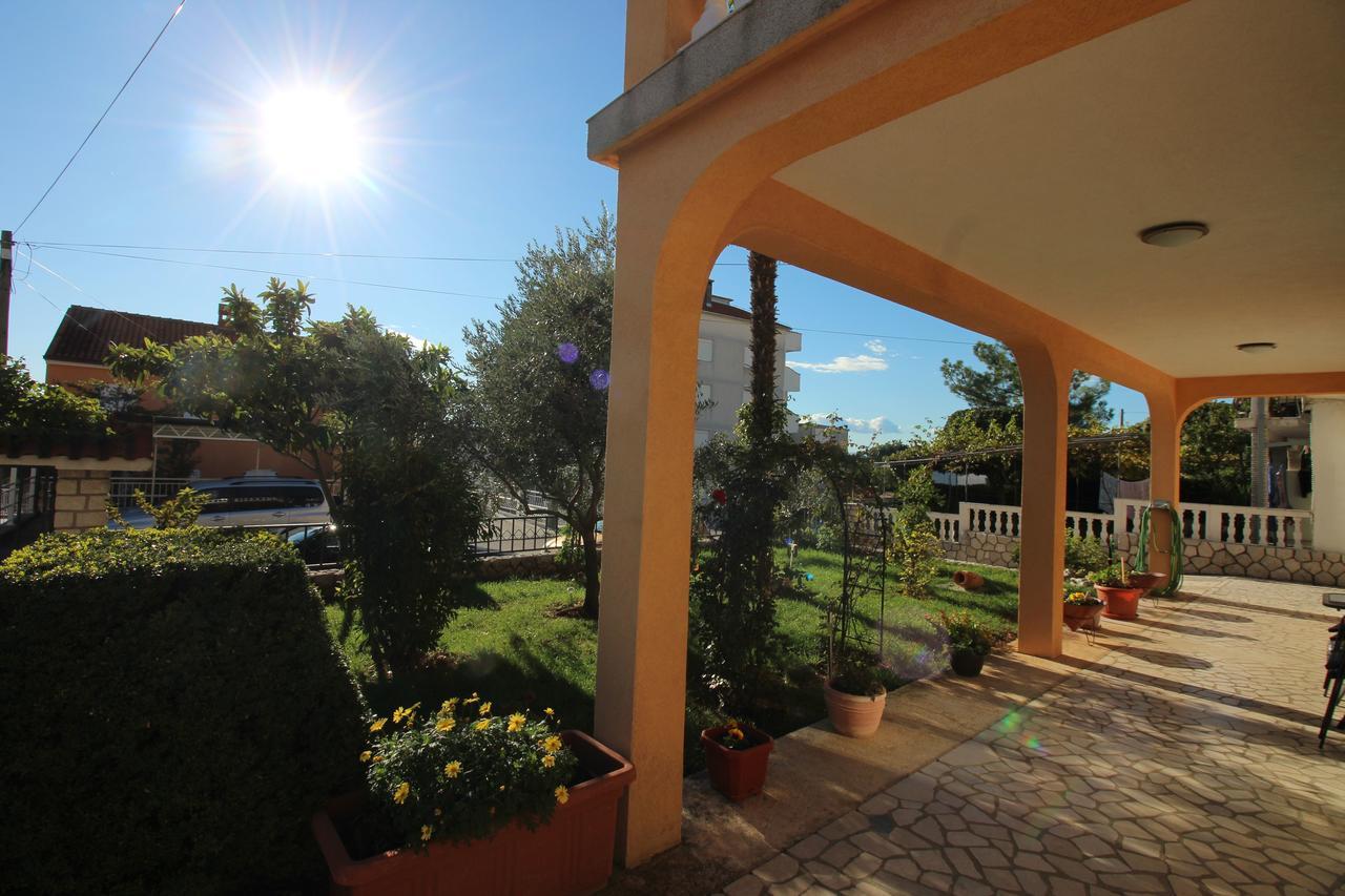 Apartments Vukic Crikvenica Rum bild